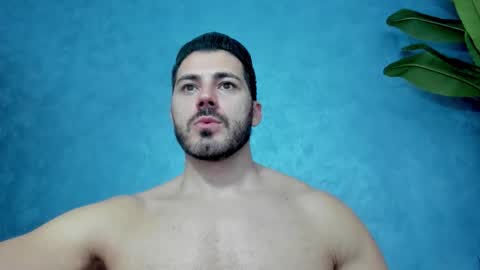 Snapshot of muscularmaster chatting on October 26, 10:56 pm muscularmaster onlyfans online show from October 26, 10:56 pm