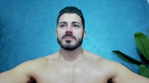 Snapshot of muscularmaster chatting on February 24, 10:37 am muscularmaster onlyfans online show from February 24, 10:37 am