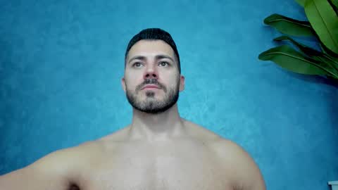 Snapshot of muscularmaster chatting on October 15, 9:28 am muscularmaster onlyfans online show from October 15, 9:28 am