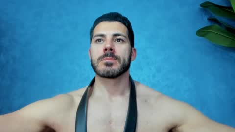 muscularmaster onlyfans online show from April 25, 9:34 pm