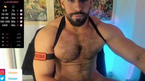 Snapshot of musculusx chatting on December 17, 9:28 am Musculus online show from December 17, 9:28 am