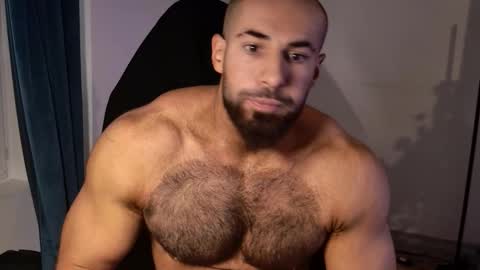 Snapshot of musculusx chatting on October 14, 12:56 pm Musculus online show from October 14, 12:56 pm