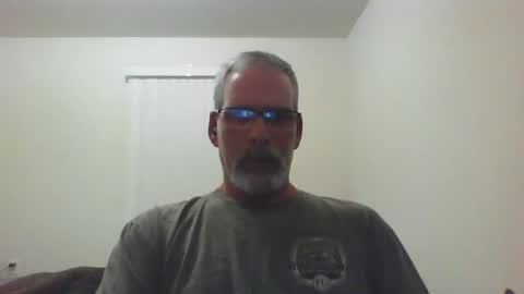 Snapshot of mustang_daddy chatting on September 11, 10:58 am 307MountainMan online show from September 11, 10:58 am