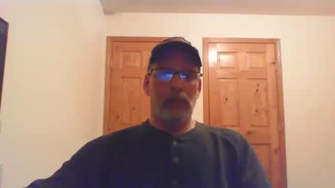 Snapshot of mustang_daddy chatting on March 7, 2:15 am 307MountainMan online show from March 7, 2:15 am