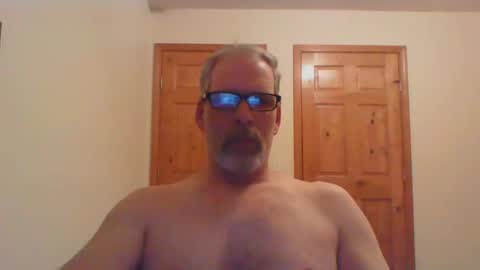 Snapshot of mustang_daddy chatting on February 10, 2:05 pm 307MountainMan online show from February 10, 2:05 pm