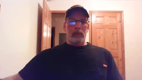 Snapshot of mustang_daddy chatting on March 11, 1:59 am 307MountainMan online show from March 11, 1:59 am