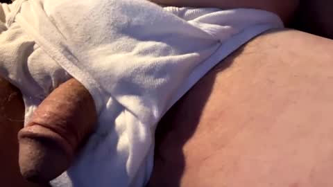 Snapshot of mutualjerk chatting on February 4, 3:47 pm bighead mature oldcock love hairy pussy C2C married..hairy women more than welcome. Tips not required but appreciated online show from February 4, 3:47 pm