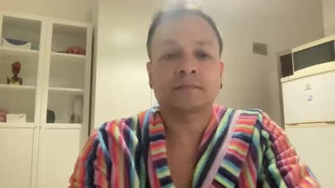 Snapshot of muycasual chatting on December 5, 1:25 am taurosboy online show from December 5, 1:25 am