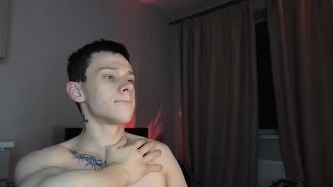 1x1 online show from November 3, 3:54 am