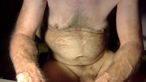 Snapshot of mydiboi chatting on October 26, 5:31 am r-glenn-01 online show from October 26, 5:31 am