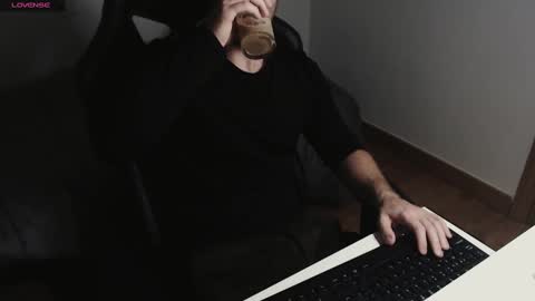 Snapshot of myhairymacho chatting on March 2, 6:35 pm Juan OF myhairymacho online show from March 2, 6:35 pm