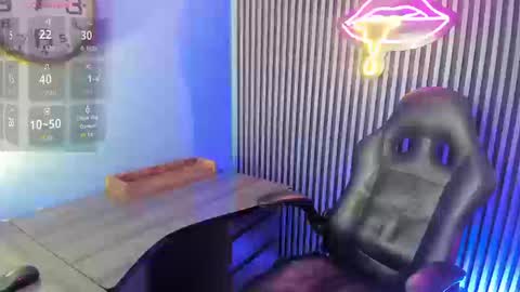 myke online show from February 3, 9:42 pm