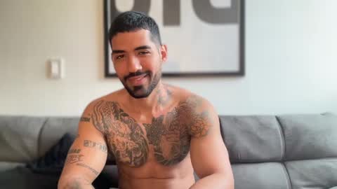 Snapshot of myke_esthetic chatting on February 28, 1:14 pm Myke esthetic online show from February 28, 1:14 pm