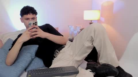 Mykel   online show from April 25, 1:41 pm