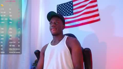 Snapshot of mylowallacee chatting on October 17, 7:51 pm Mylo Wallace online show from October 17, 7:51 pm