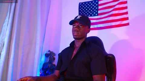 Snapshot of mylowallacee chatting on November 1, 12:26 am Mylo Wallace online show from November 1, 12:26 am