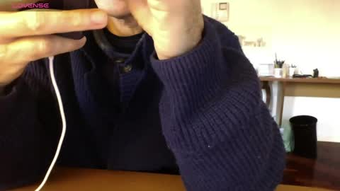 Snapshot of mynakedbeach chatting on January 11, 8:11 am Bi sexy guy lovense hush is on private is open or password show tip if you like. online show from January 11, 8:11 am