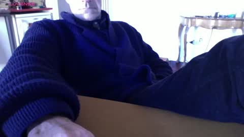 Snapshot of mynakedbeach chatting on January 18, 8:31 am Bi sexy guy lovense hush is on private is open or password show tip if you like. online show from January 18, 8:31 am