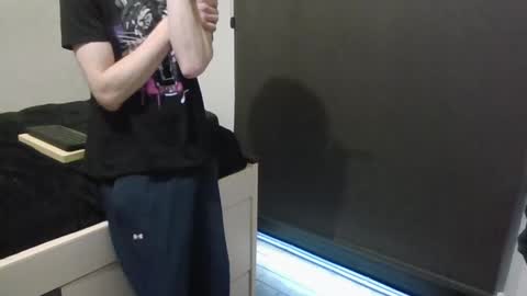 Snapshot of mynameisallen chatting on February 22, 4:59 pm allen online show from February 22, 4:59 pm