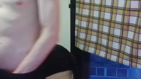 Snapshot of mynameisallen chatting on March 9, 6:43 pm allen online show from March 9, 6:43 pm