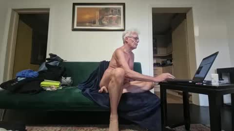 myshkin188118 online show from April 5, 5:42 pm