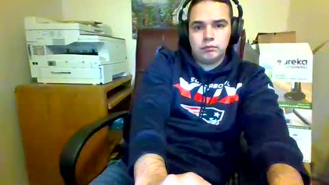 sexyguylovesall online show from February 15, 10:32 pm