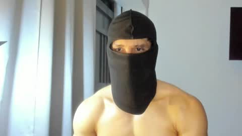 mysterious_muscles online show from June 23, 12:04 am