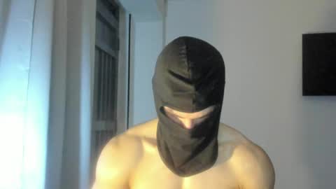 mysterious_muscles online show from April 30, 11:09 pm
