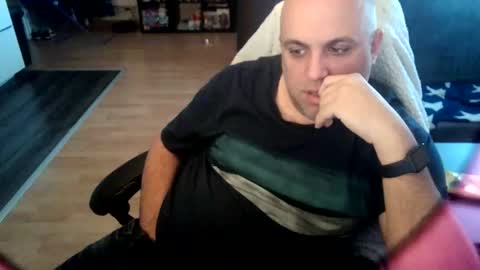 Winnie online show from January 10, 1:37 pm