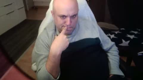 Winnie online show from January 7, 9:53 pm