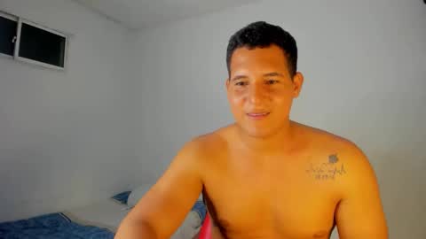Snapshot of mz_david chatting on October 11, 3:32 am mz_david online show from October 11, 3:32 am