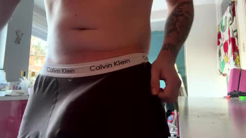 n0facen0case1 online show from October 5, 7:34 am