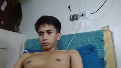 nachos072800 online show from April 26, 2:47 pm