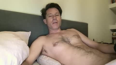 nacra5425 online show from March 28, 10:43 pm