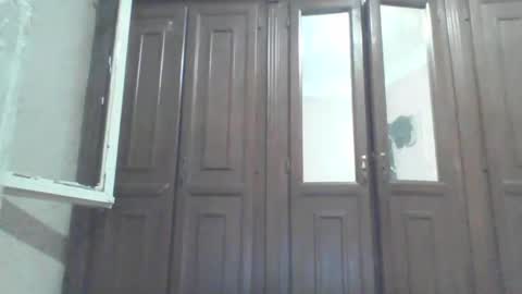 Snapshot of nadirff16 chatting on October 12, 6:24 pm V online show from October 12, 6:24 pm