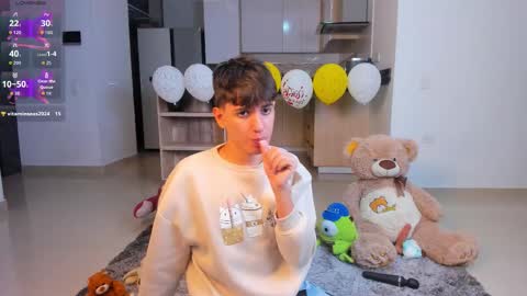  N A I M T H E  K I N G  online show from March 19, 12:36 am