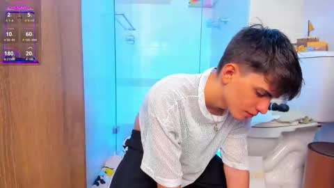  N A I M T H E  K I N G  online show from March 27, 3:43 am