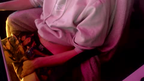 Drew online show from December 14, 6:31 am