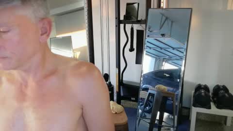 Drew from Seattle online show from March 25, 1:53 am