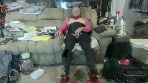 nancyboy_1 online show from October 19, 4:28 am