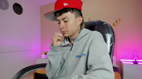 Nascary Fox online show from April 27, 11:51 am