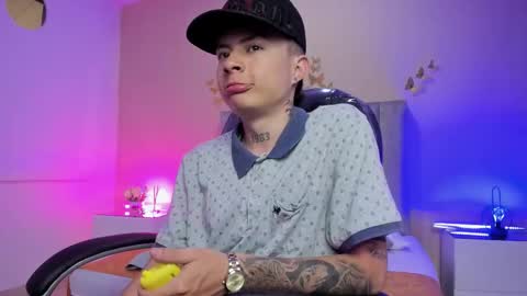 Nascary Fox online show from March 18, 1:03 pm