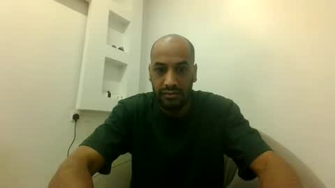 nas online show from April 4, 12:57 pm