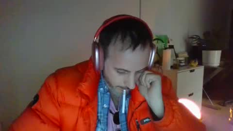 Snapshot of nassobout chatting on January 16, 10:44 pm nassobout online show from January 16, 10:44 pm