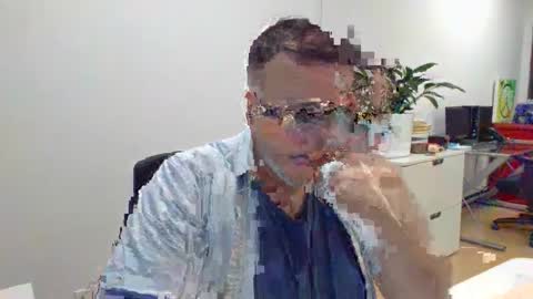 Snapshot of nassobout chatting on September 12, 10:32 pm nassobout online show from September 12, 10:32 pm