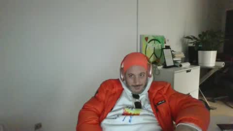 Snapshot of nassobout chatting on January 21, 11:45 pm nassobout online show from January 21, 11:45 pm