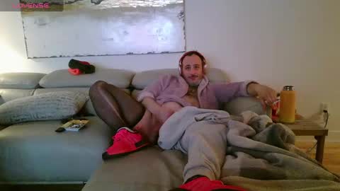 Snapshot of nassobout chatting on January 31, 6:24 am nassobout online show from January 31, 6:24 am