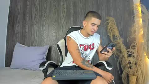 natan_77 online show from April 26, 12:13 pm