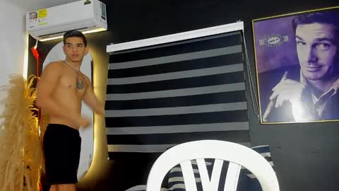 Snapshot of natan_77 chatting on February 21, 10:28 am natan_77 online show from February 21, 10:28 am