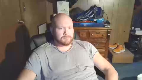 Snapshot of nate_b99 chatting on October 12, 1:43 am Nate online show from October 12, 1:43 am